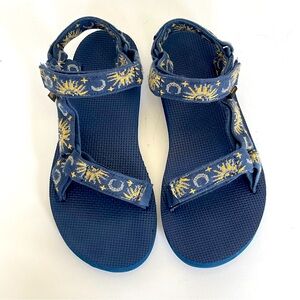 Teva Women’s Original Universal Classic Sun And Moon Insignia Blue Size 7